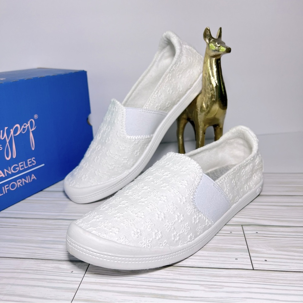 Jellypop Clever Linen slip-on shoes Fabric Size 9, 9.5 Color White